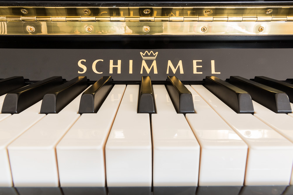schimmel classic c-120